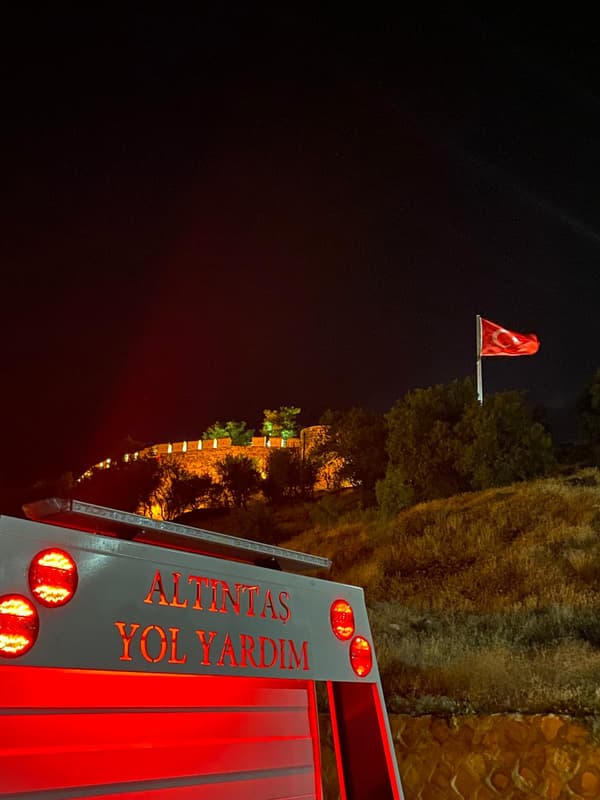 Kadir Oto Kurtarma — 18 numaralı kare